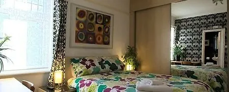 Bentham Bed & Breakfast 4*