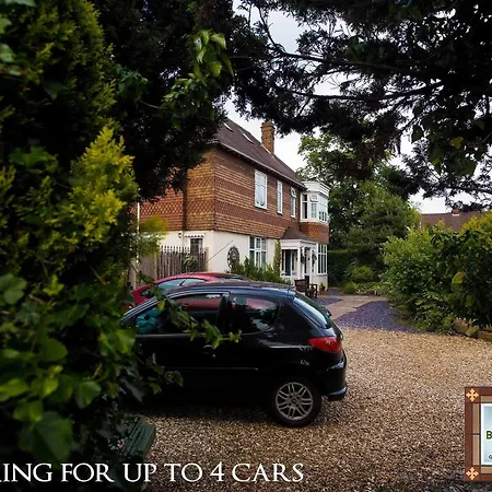 Bed & Breakfast Bentham 4*